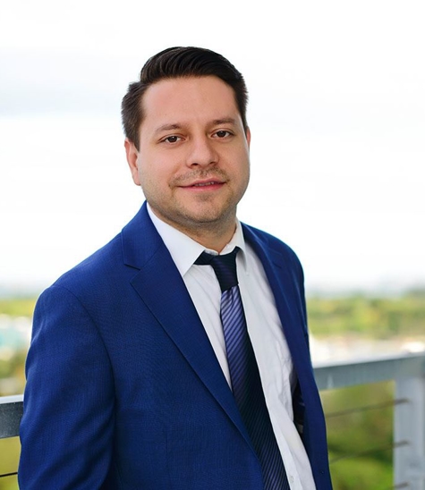 Mauricio Escorcia, paralegal at a Criminal Defense Law Firm